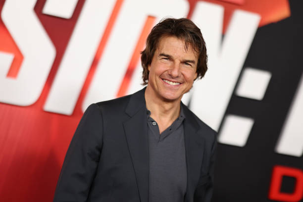  Tom Cruise attends the "Mission: Impossible 
