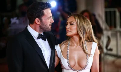Jennifer Lopez and Ben Affleck hot image