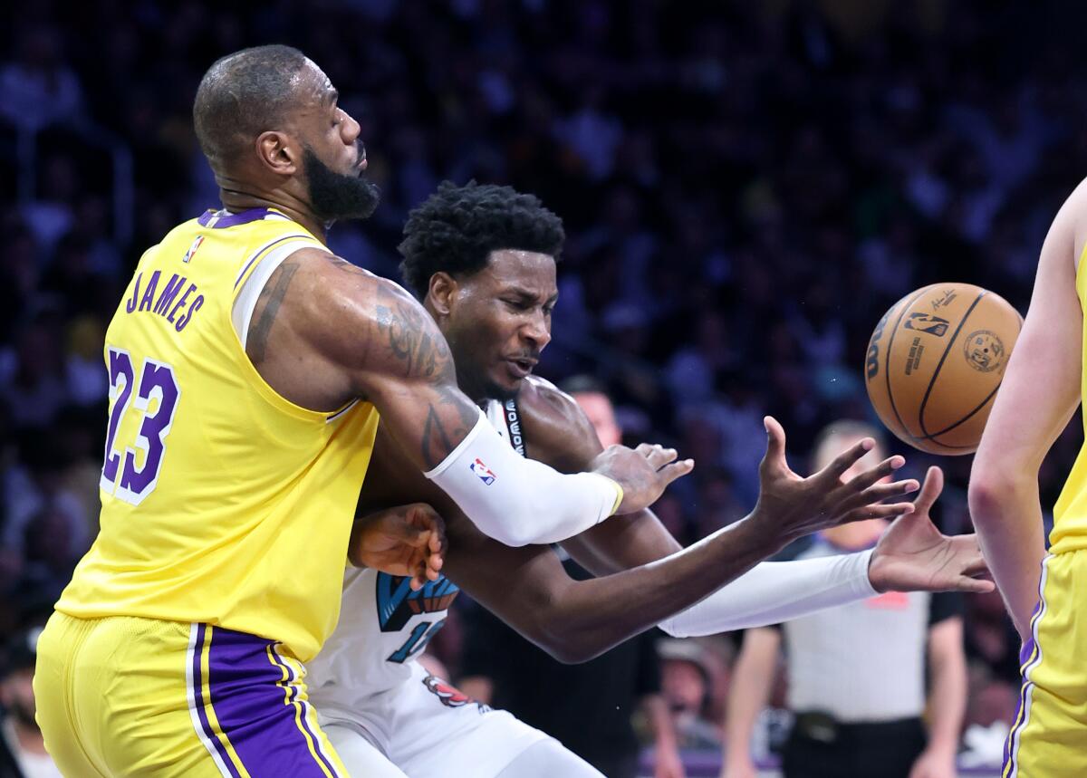 LeBron Makes History with 3rd Straight Triple-Double in Lakers Win