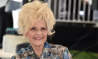 Brenda Lee’s ‘Rockin’ Around The Christmas Tree’ Hits 1B