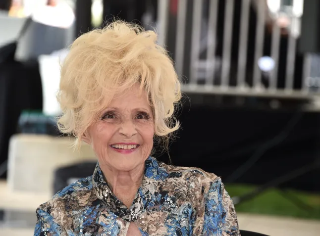 Brenda Lee’s ‘Rockin’ Around The Christmas Tree’ Hits 1B