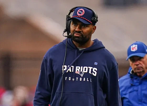 Patriots Fire Jerod Mayo After 4-13 Season