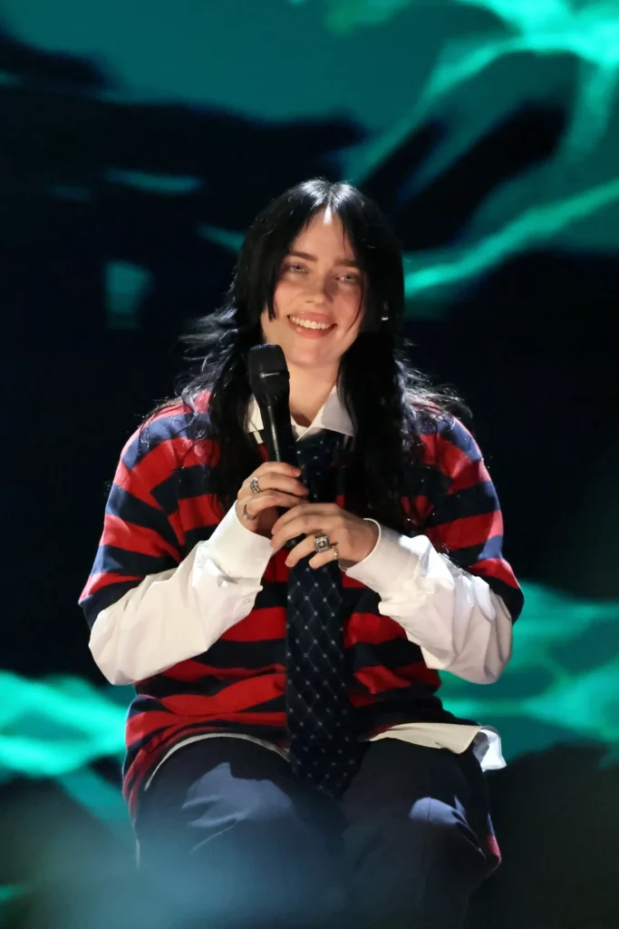 Billie Eilish Jellyfish Haircut Trend – How to Get It