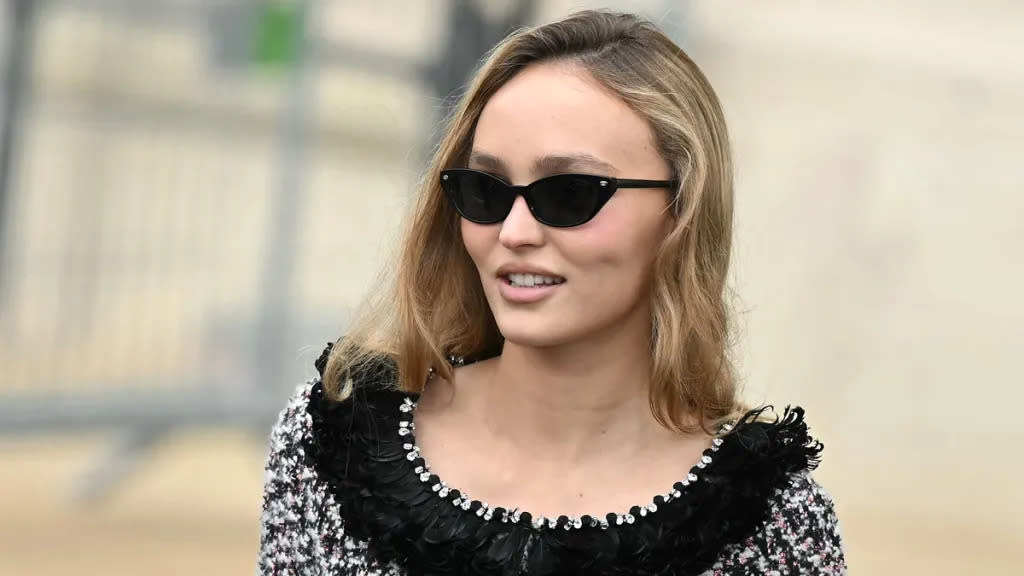 Lily-Rose Depp & Vanessa Paradis Shine at Chanel Couture