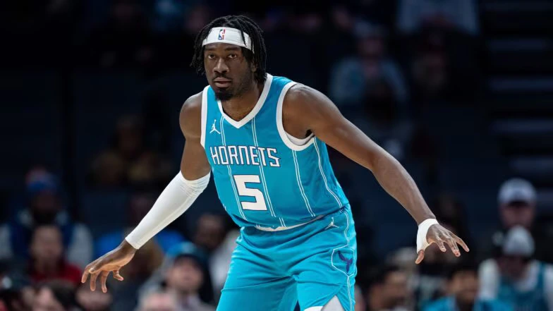 Lakers Acquire Mark Williams in Trade with Hornets